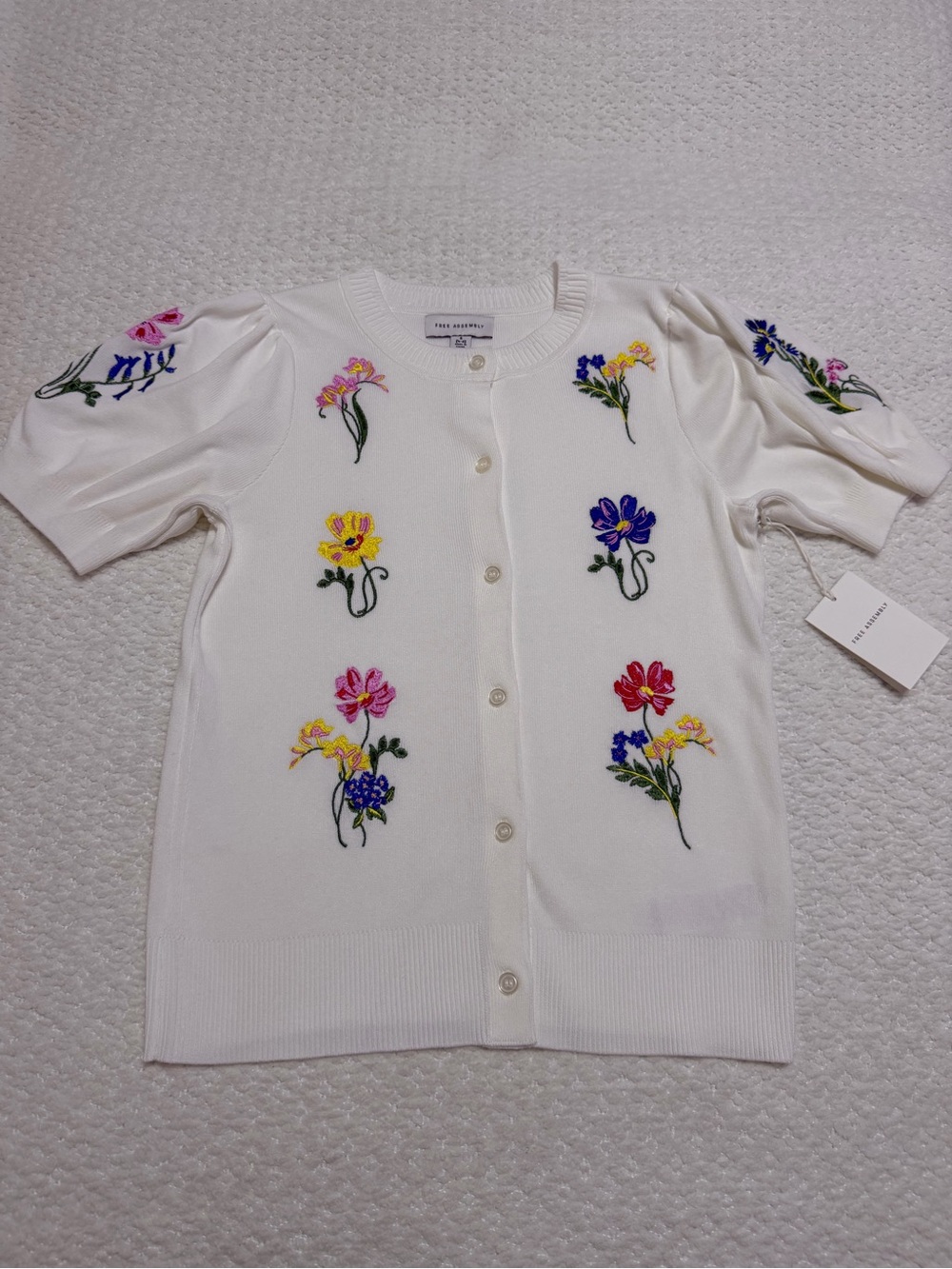 Free Assembly Embroidered Cardigan Sweater with Puff Sleeves Women’s Size Small - Picture 5 of 12